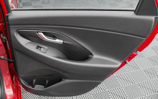 Hyundai I30 cena 59850 przebieg: 74222, rok produkcji 2021 z Kowal małe 631